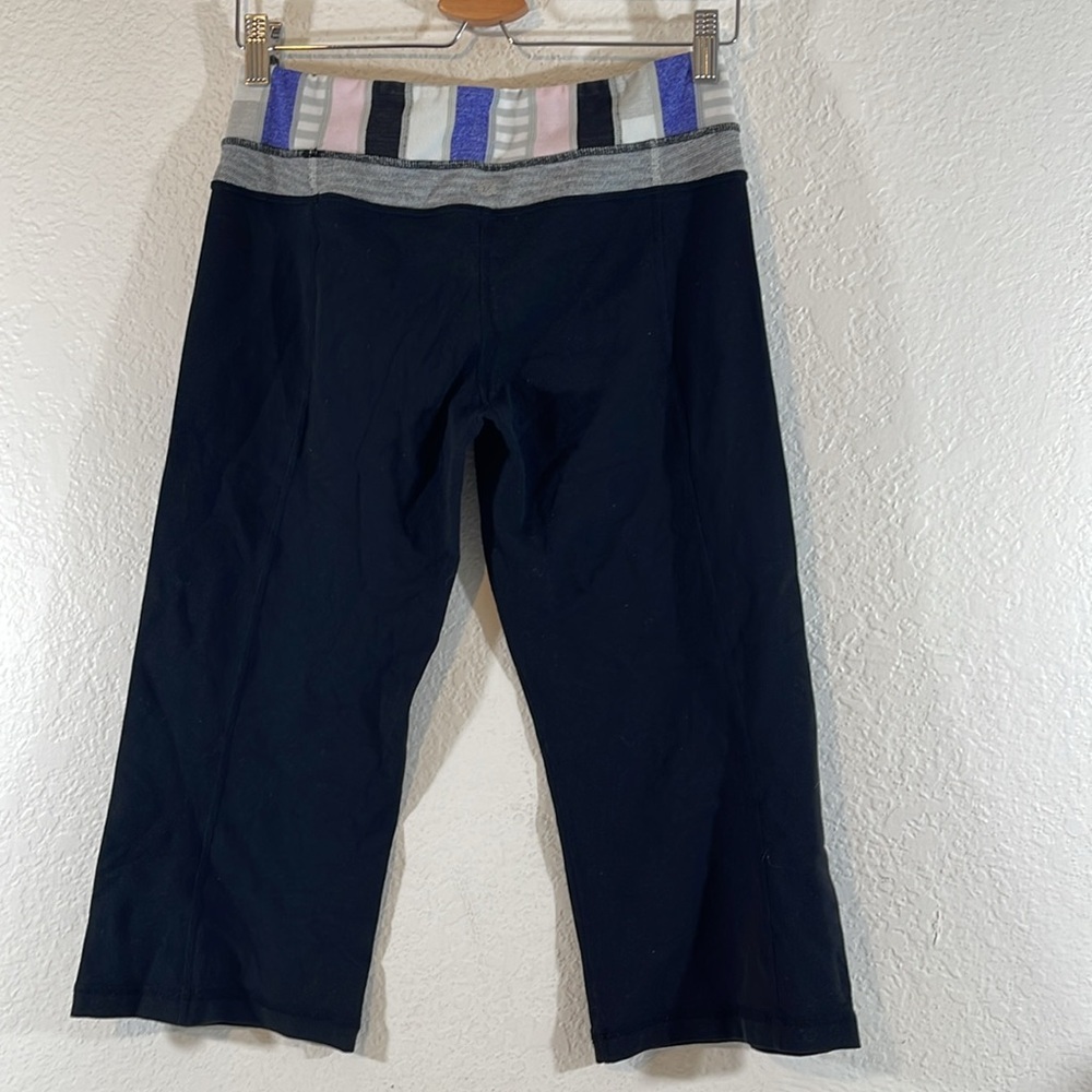 Lululemon Pants Women 8 Black Groove Cropped Wide Leg Active Gym Workout Yoga - Picture 4 of 7